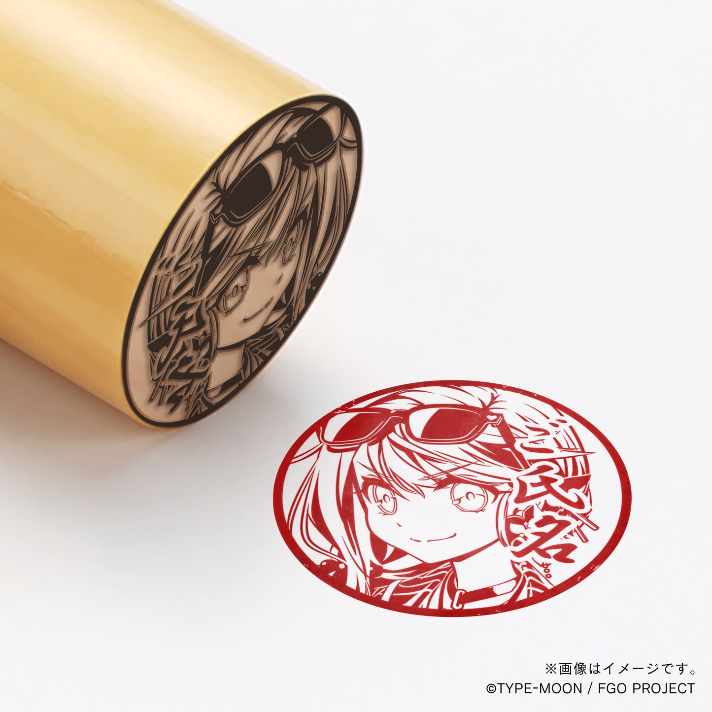 【Fate Grand Order】クロエ・フォン・アインツベルン（水着）・丸印18mm_ave